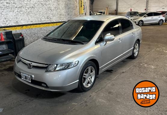 Autos - Honda Civic 2008 Nafta 260000Km - En Venta