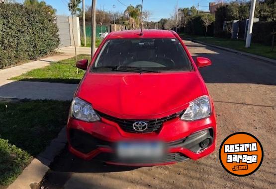 Autos - Toyota Etios X 2019 Nafta 120000Km - En Venta