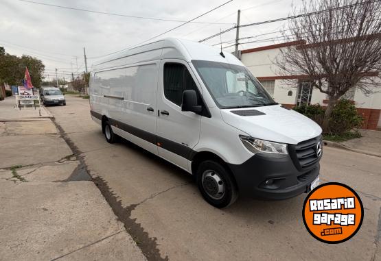 Utilitarios - Mercedes Benz Sprinter 2023 Diesel 70000Km - En Venta