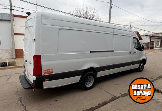 Utilitarios - Mercedes Benz Sprinter 2023 Diesel 70000Km - En Venta