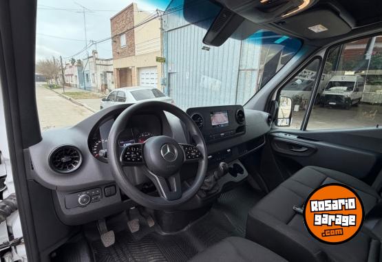 Utilitarios - Mercedes Benz Sprinter 2023 Diesel 70000Km - En Venta
