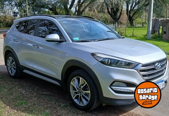 Camionetas - Hyundai TUCSON 2.0 PREMIUM 4X4 2018 Nafta 127000Km - En Venta