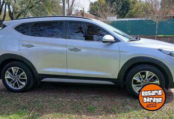 Camionetas - Hyundai TUCSON 2.0 PREMIUM 4X4 2018 Nafta 127000Km - En Venta