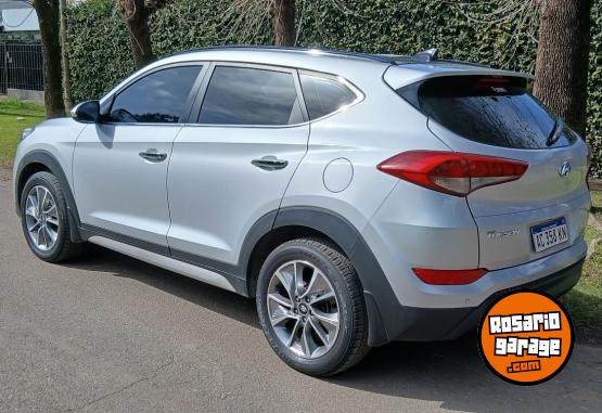 Camionetas - Hyundai TUCSON 2.0 PREMIUM 4X4 2018 Nafta 127000Km - En Venta