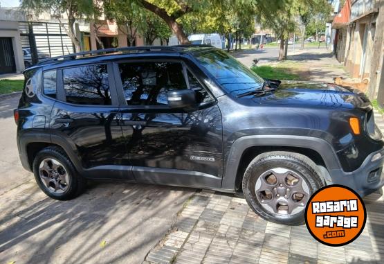 Camionetas - Jeep Renegade 2018 Nafta 106000Km - En Venta