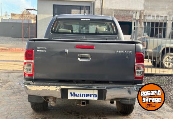 Camionetas - Toyota HILUX SRV C/D SRV 3.0 TDI 2014 Diesel 274785Km - En Venta