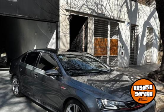Autos - Volkswagen Vento GLI 2017 Nafta 97000Km - En Venta