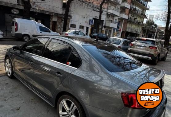 Autos - Volkswagen Vento GLI 2017 Nafta 97000Km - En Venta