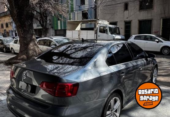 Autos - Volkswagen Vento GLI 2017 Nafta 97000Km - En Venta