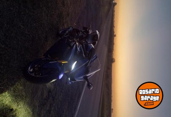 Motos - Yamaha YZF R6 2017 Nafta 19400Km - En Venta