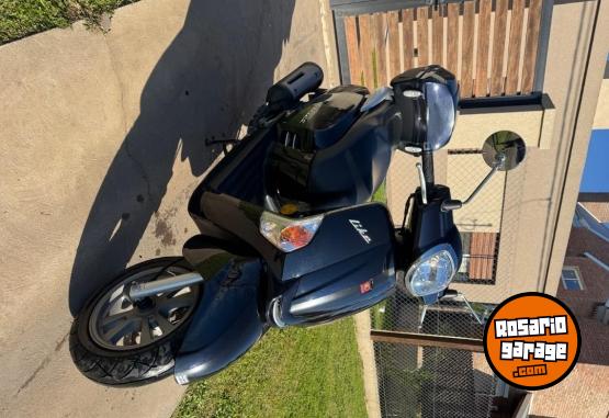 Motos - Kymco Like 125 2021 Nafta 9600Km - En Venta