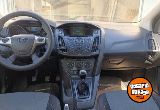 Autos - Ford Focus 2014 GNC 180000Km - En Venta