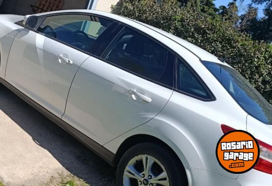 Autos - Ford Focus 2014 GNC 180000Km - En Venta