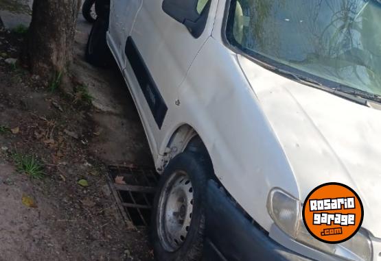 Utilitarios - Citroen Berlingo 2002 Diesel 1111Km - En Venta