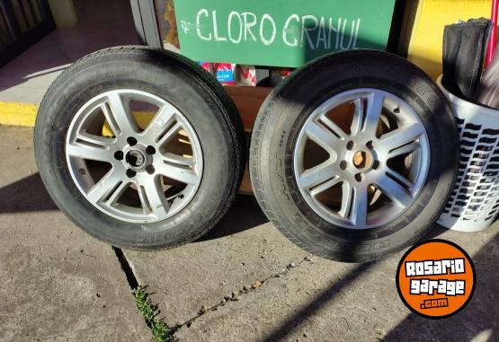 Accesorios para Autos - Cubiertas Amarok 17" HIGHLINE - En Venta