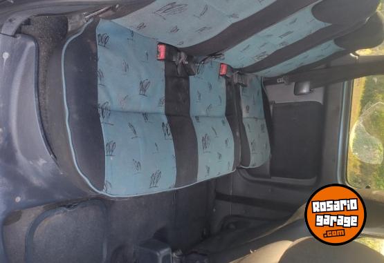 Utilitarios - Peugeot Patagonica 2001 Diesel 230000Km - En Venta