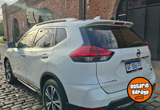 Camionetas - Nissan X-TRAIL EXCLUSIVE 2022 Nafta 54000Km - En Venta