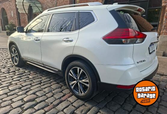 Camionetas - Nissan X-TRAIL EXCLUSIVE 2022 Nafta 54000Km - En Venta