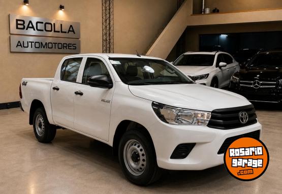 Camionetas - Toyota HILUX DX 4x4 2026 Diesel 3Km - En Venta