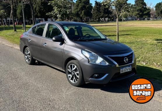 Autos - Nissan Versa 1.6 Exclusive At 2017 Nafta 110000Km - En Venta