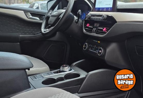 Camionetas - Ford Kuga 2020 Electrico / Hibrido 135000Km - En Venta