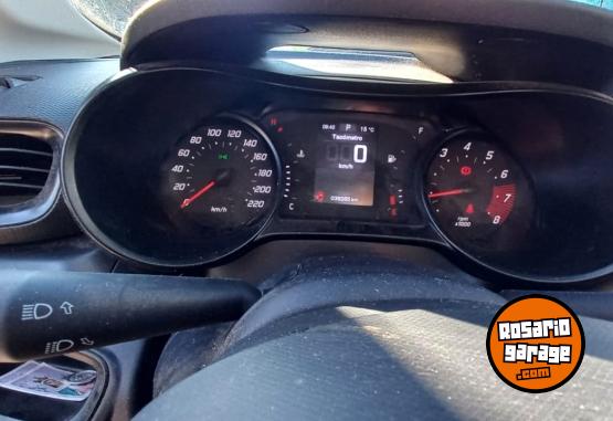Autos - Fiat CRONOS DRIVE CVT 2023 Nafta 40000Km - En Venta