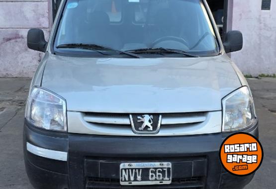 Utilitarios - Peugeot Partner 2012 GNC 150000Km - En Venta