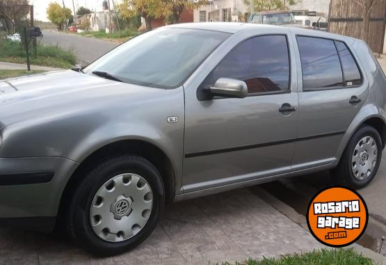 Autos - Volkswagen Golf 2005 Nafta 320000Km - En Venta