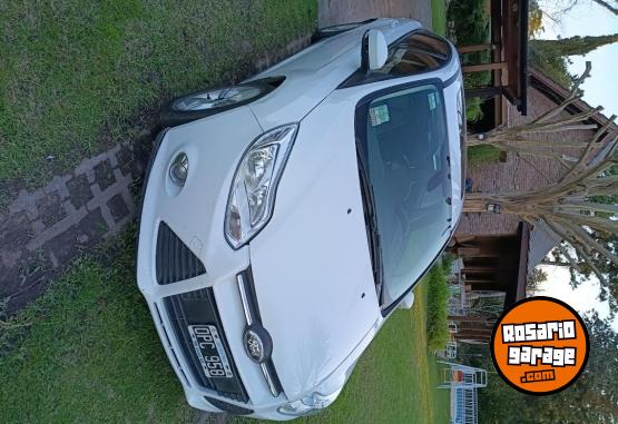 Autos - Ford Focus III SE Plus mt 2015 Nafta 145500Km - En Venta