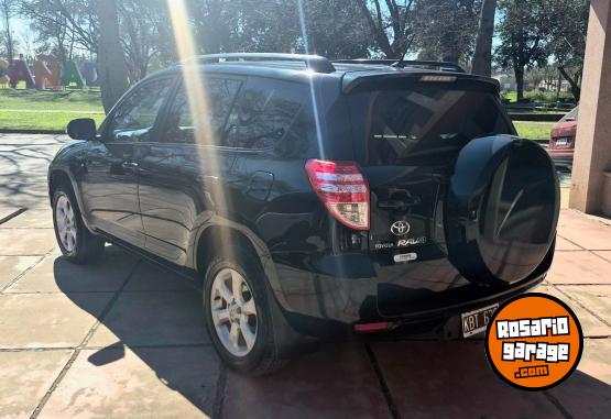 Camionetas - Toyota RAV4 4X2 FULL 2011 Nafta 213000Km - En Venta