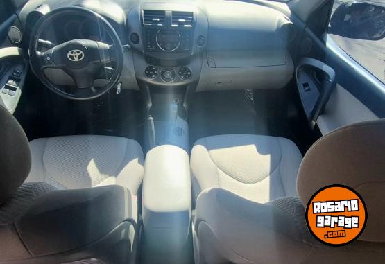 Camionetas - Toyota RAV4 4X2 FULL 2011 Nafta 213000Km - En Venta