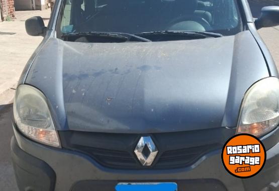 Utilitarios - Renault kangoo 2015 GNC 280000Km - En Venta