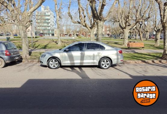 Autos - Volkswagen Vento 2011 Nafta 126000Km - En Venta