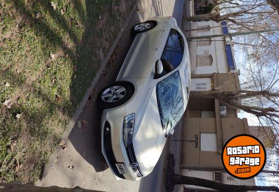 Autos - Volkswagen Vento 2011 Nafta 126000Km - En Venta