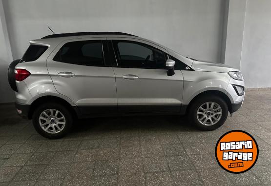 Camionetas - Ford Ecosport SE 2017 Nafta 100000Km - En Venta