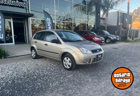 Autos - Ford Fiesta 2009 Nafta 125000Km - En Venta