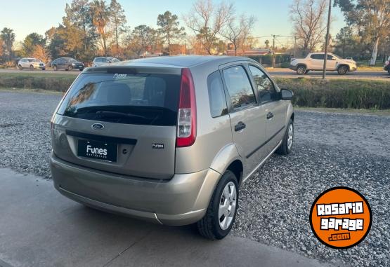 Autos - Ford Fiesta 2009 Nafta 125000Km - En Venta