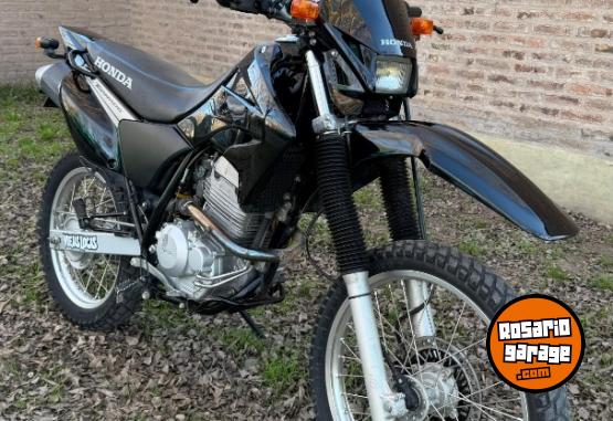 Motos - Honda Tornado 250 2016 Nafta 15600Km - En Venta
