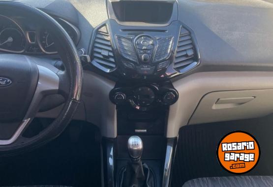 Camionetas - Ford ECOSPORT TITANIUM 2015 GNC 136500Km - En Venta