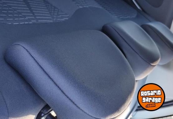 Autos - Fiat Palio Essence full 1.4 2015 Nafta 140000Km - En Venta