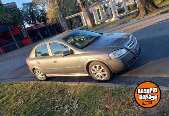 Autos - Chevrolet Astra 2.0 gls 2011 Nafta 125000Km - En Venta