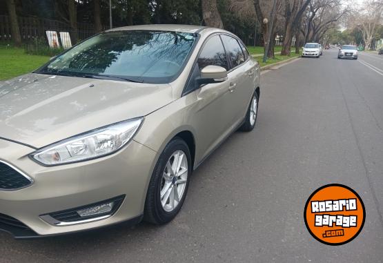 Autos - Ford Focus 2016 Nafta 100000Km - En Venta