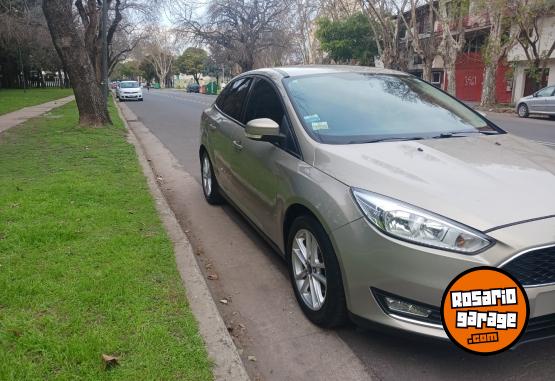 Autos - Ford Focus 2016 Nafta 100000Km - En Venta
