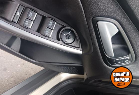 Autos - Ford Focus 2016 Nafta 100000Km - En Venta