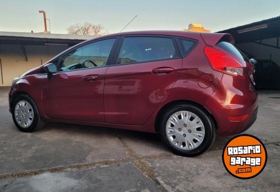 Autos - Ford Fiesta 2015 GNC 88500Km - En Venta
