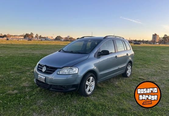 Autos - Volkswagen Suran 2009 Nafta 280000Km - En Venta
