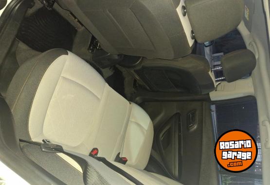 Camionetas - Chevrolet Tracker 2017 Nafta 147000Km - En Venta