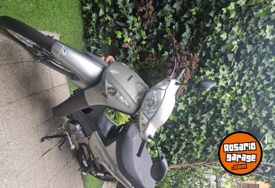 Motos - Keller Crono Classic 110cc 2025 Nafta 4600Km - En Venta