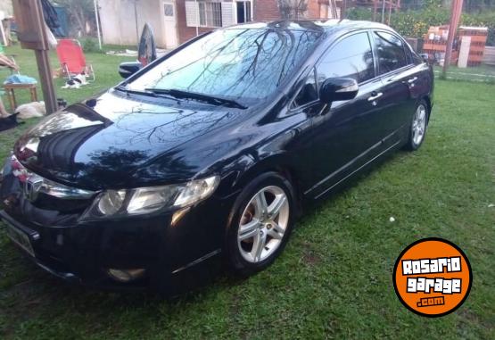 Autos - Honda Civic 2011 Nafta 220000Km - En Venta