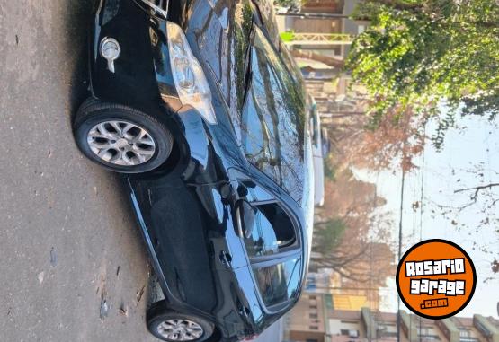 Autos - Peugeot 208 allure 2013 Nafta 95000Km - En Venta